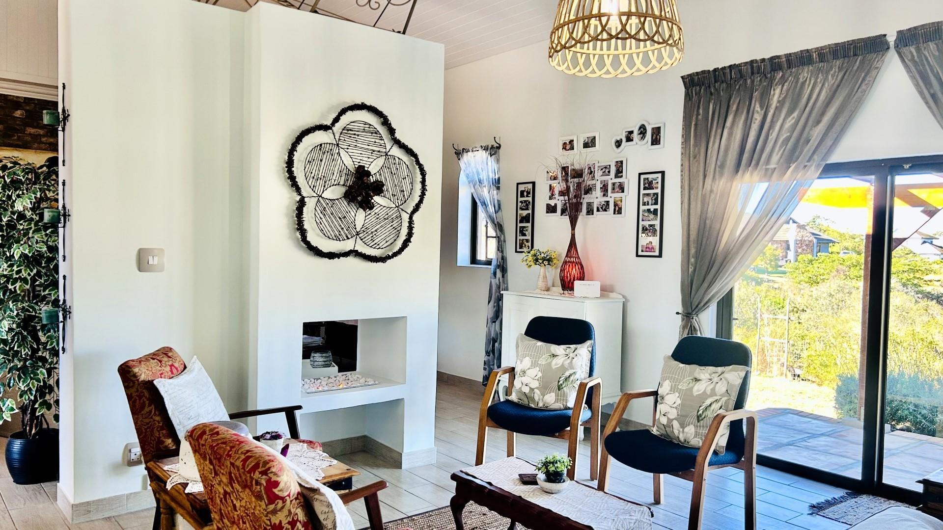 Image 4 of 6