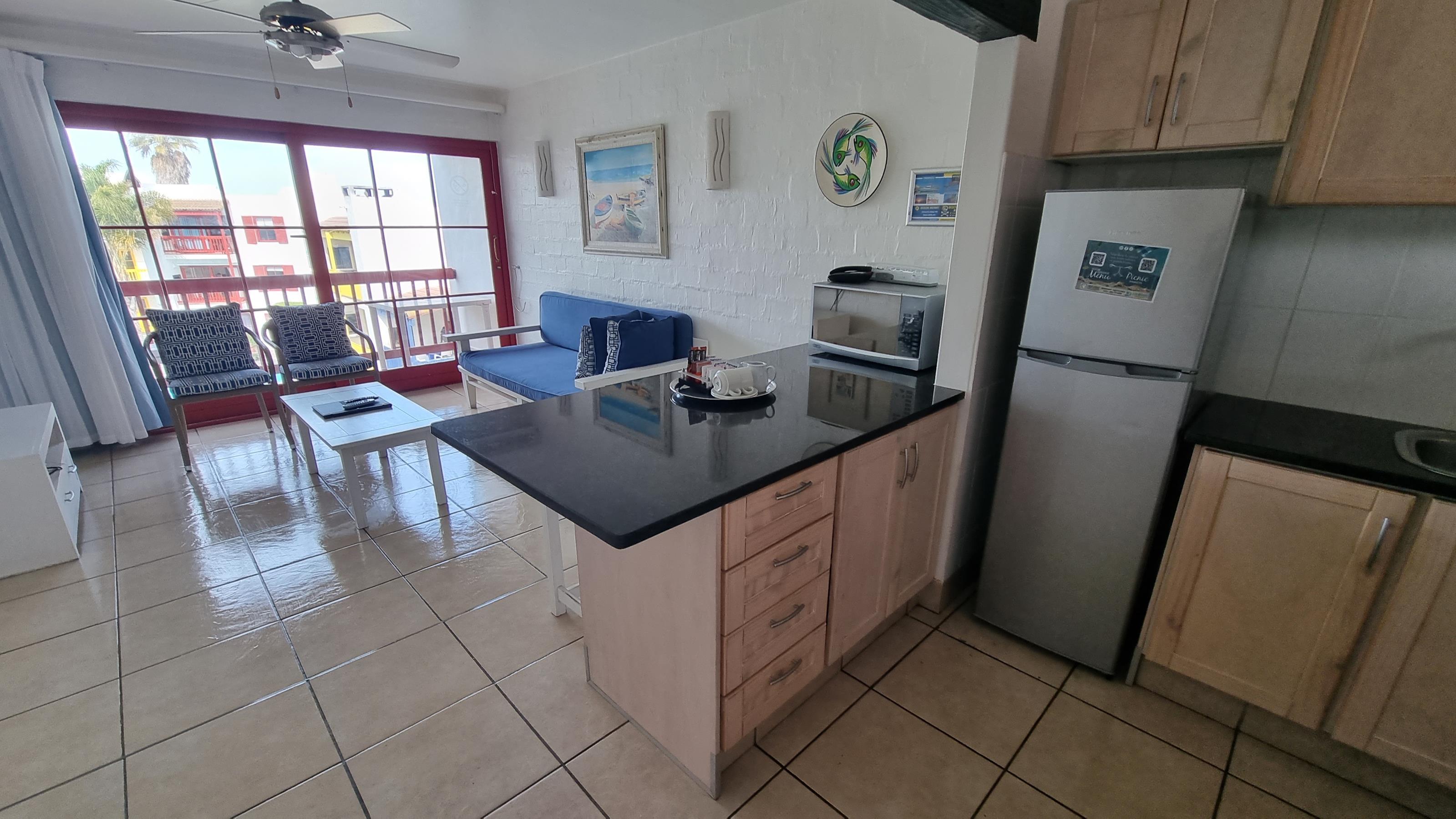 Image 2 of 6