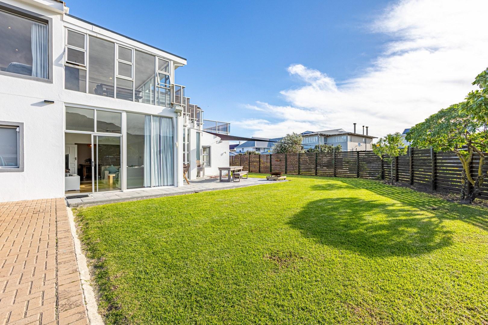 Image 5 of 6