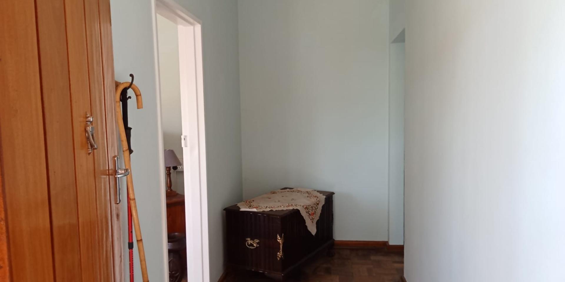 Image 5 of 6