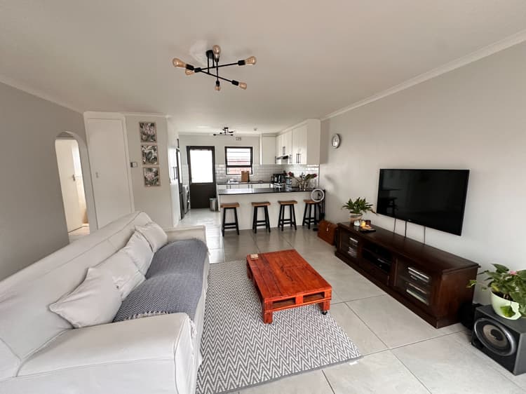 Main property image