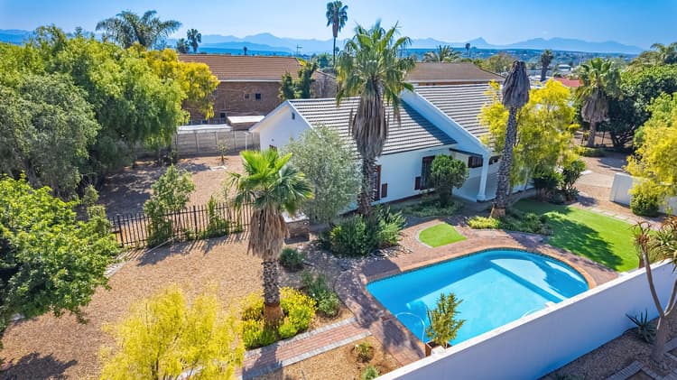 Main property image