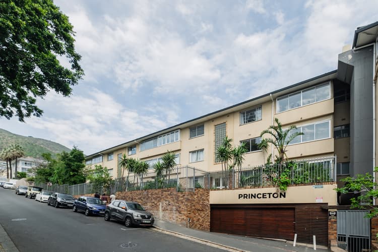Main property image