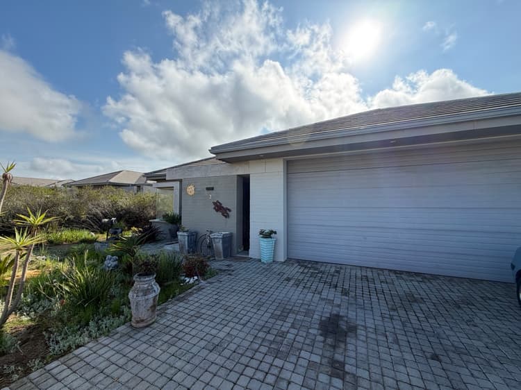 Main property image