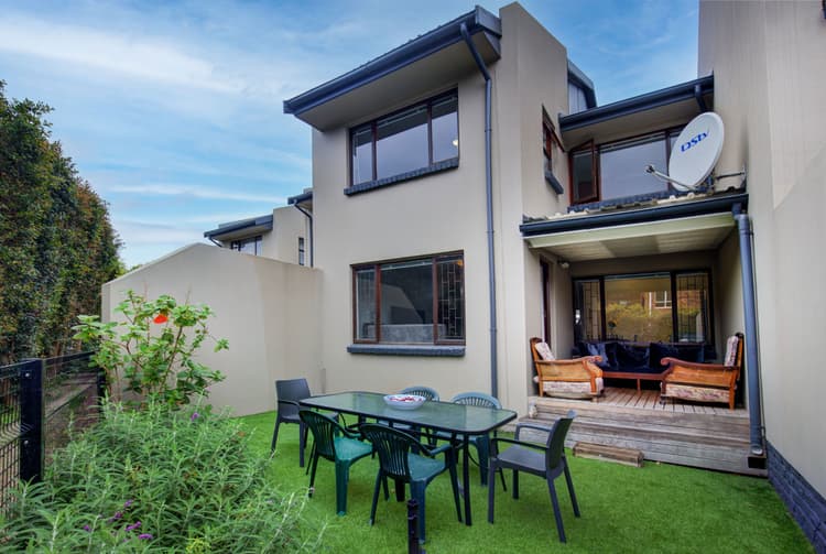 Main property image