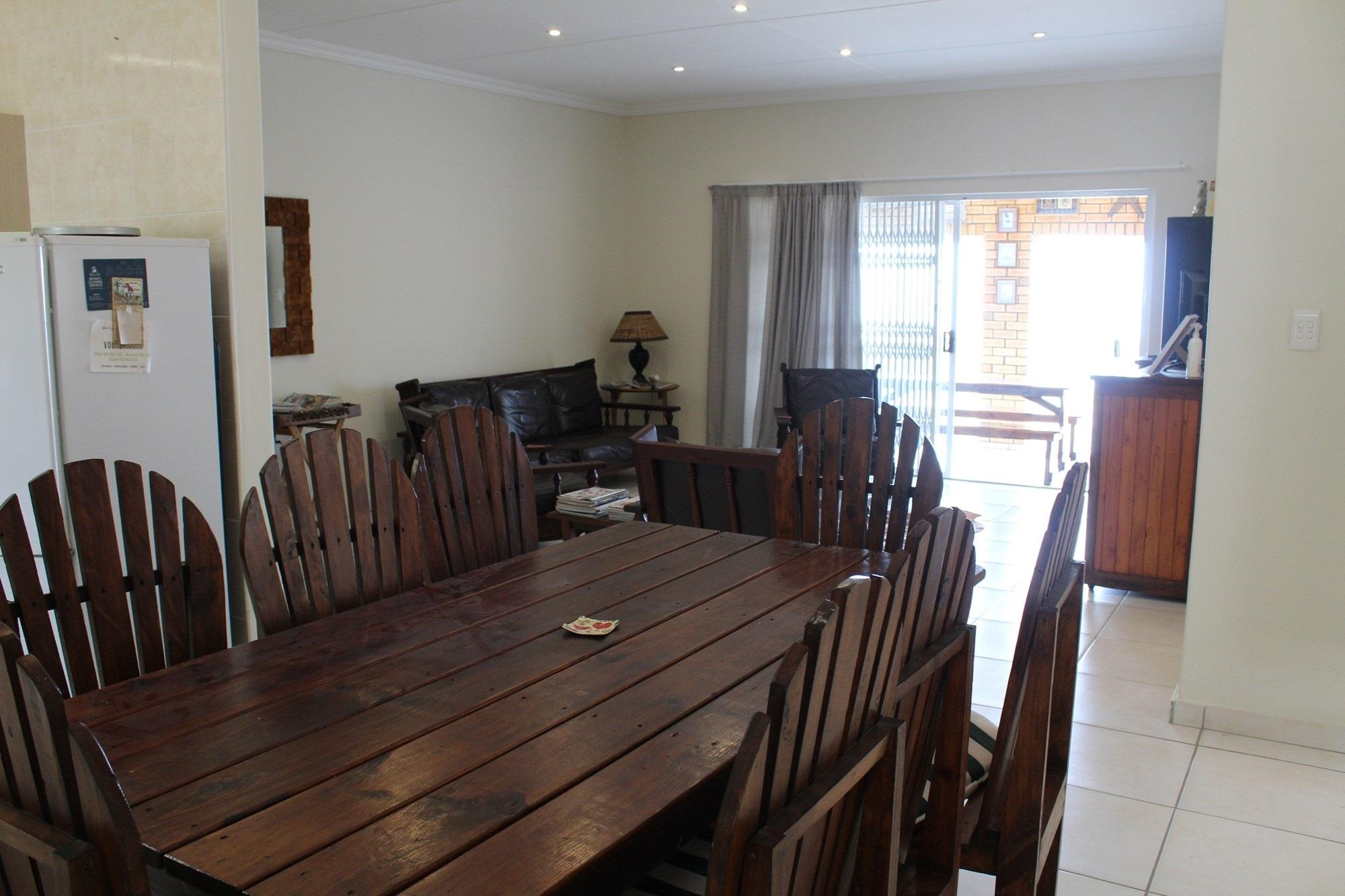 Image 4 of 6