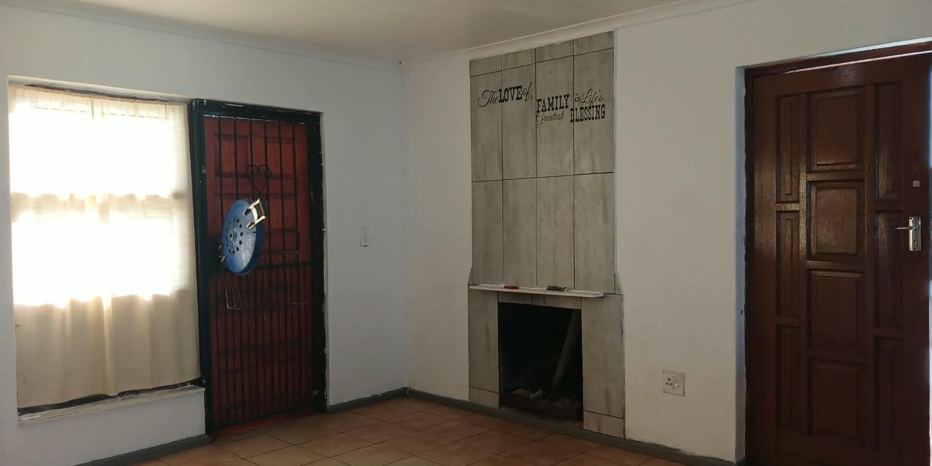 Image 5 of 6