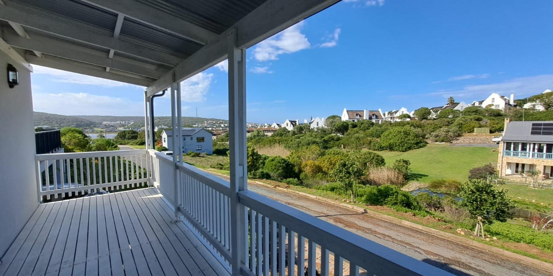 Image 4 of 6