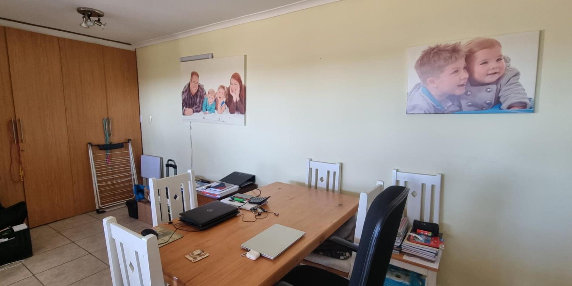 Image 4 of 6