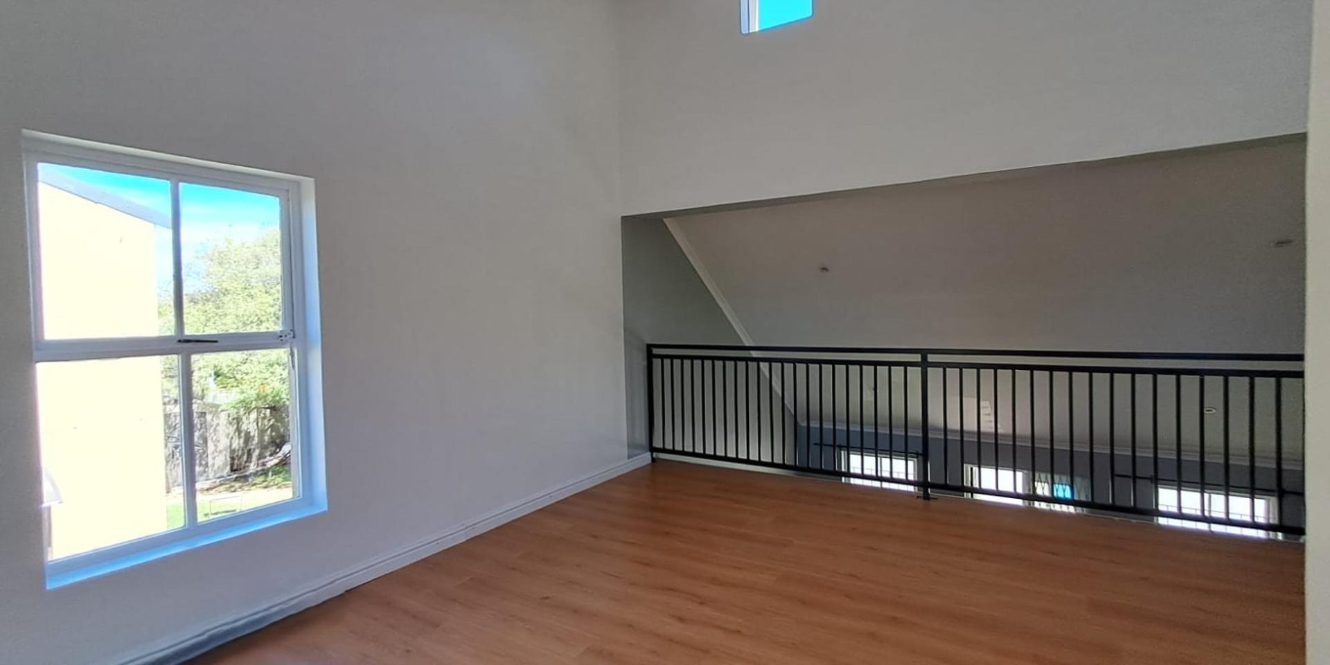 Image 3 of 6