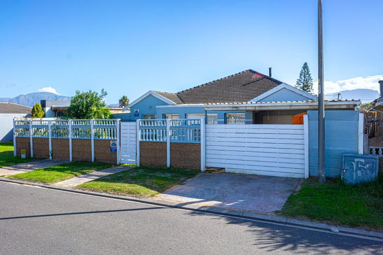 Main property image