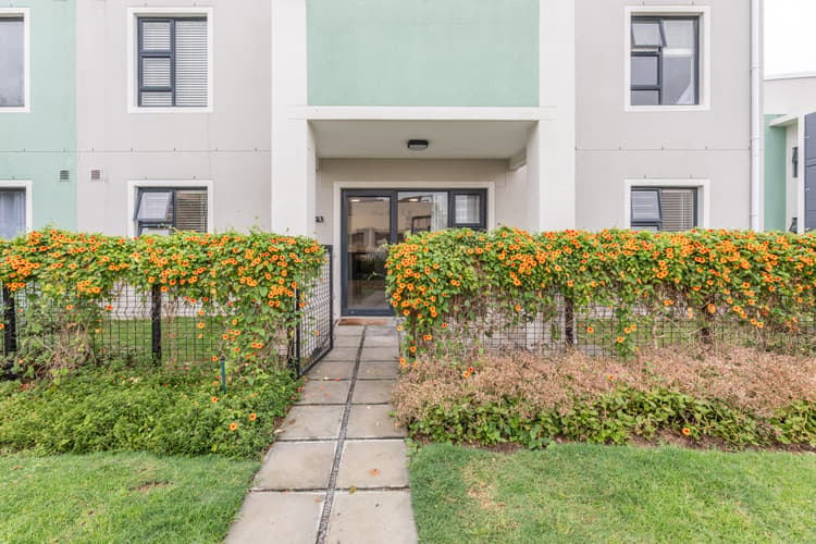 Main property image