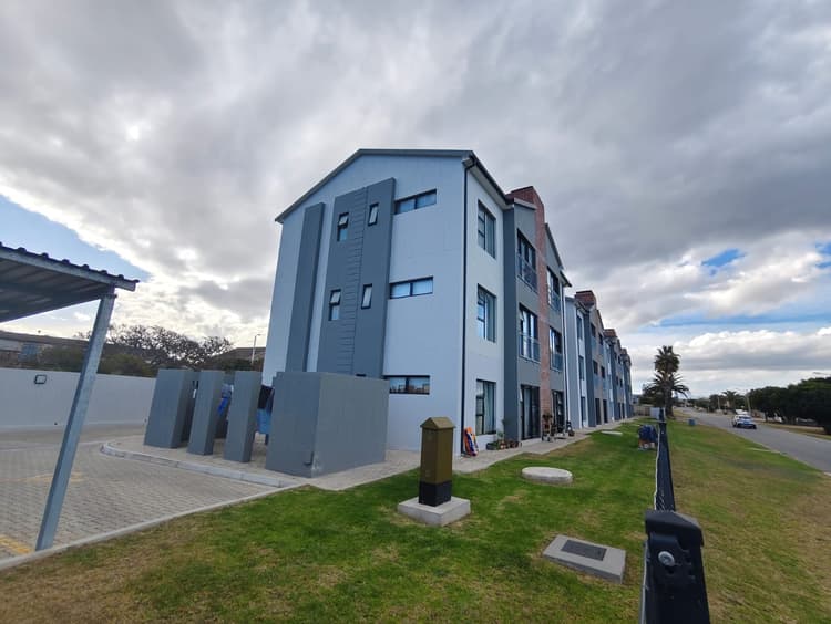 Main property image