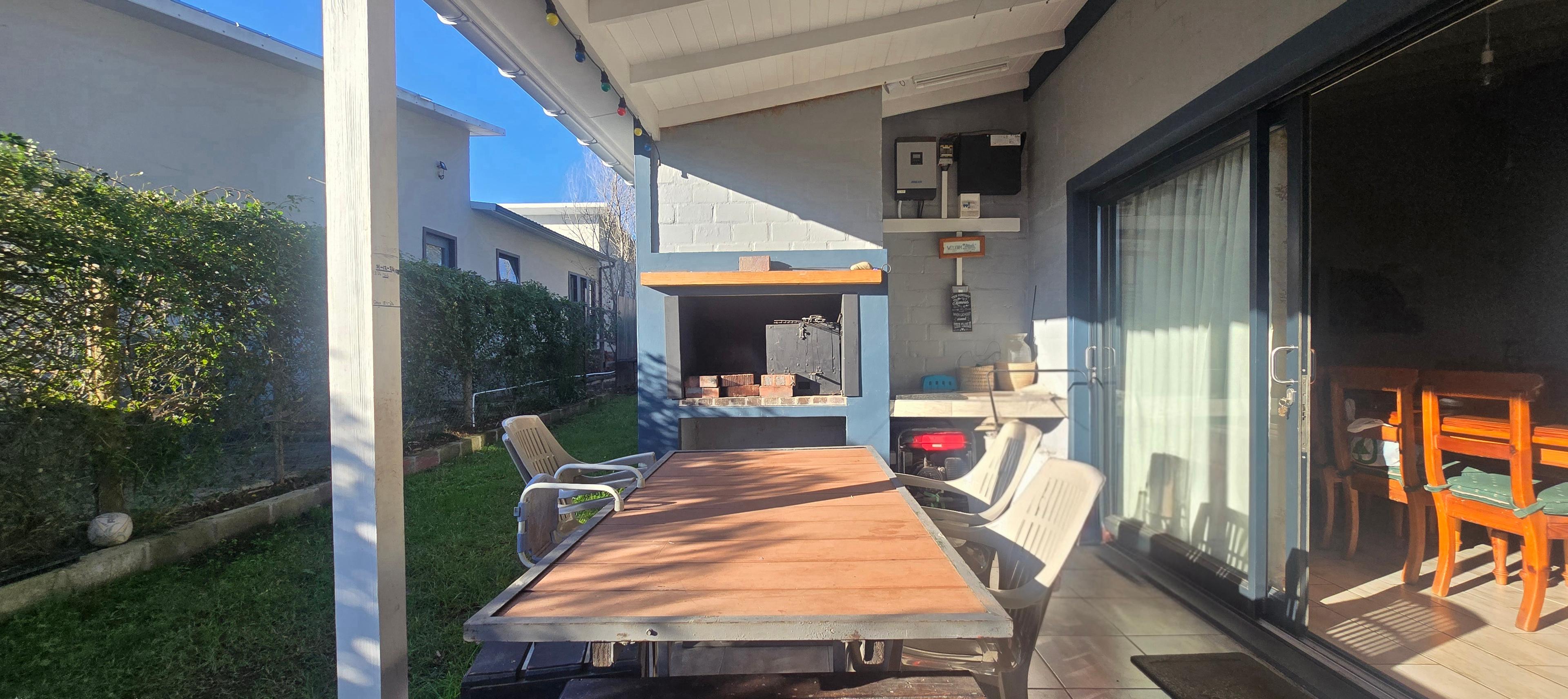 Image 3 of 6