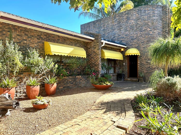 Main property image