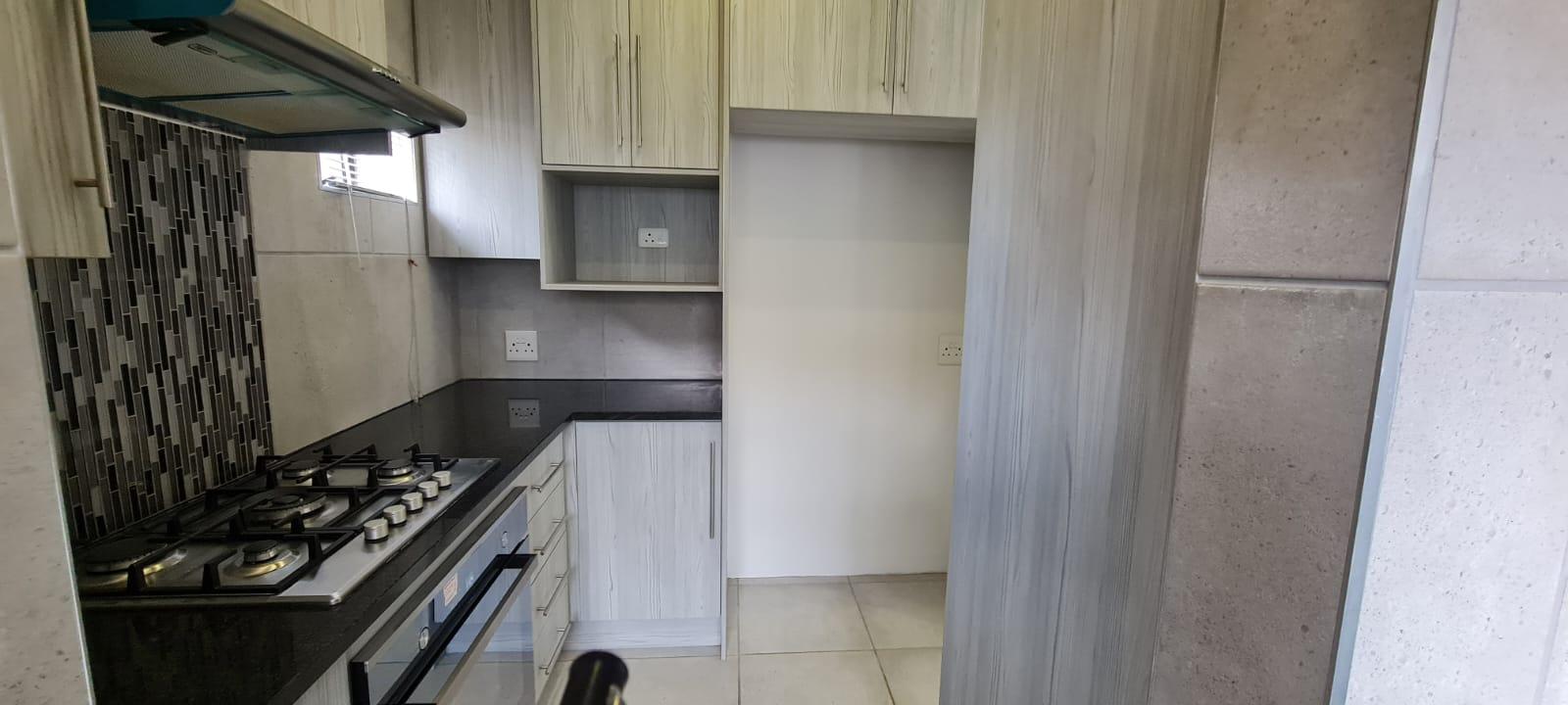 Image 2 of 6