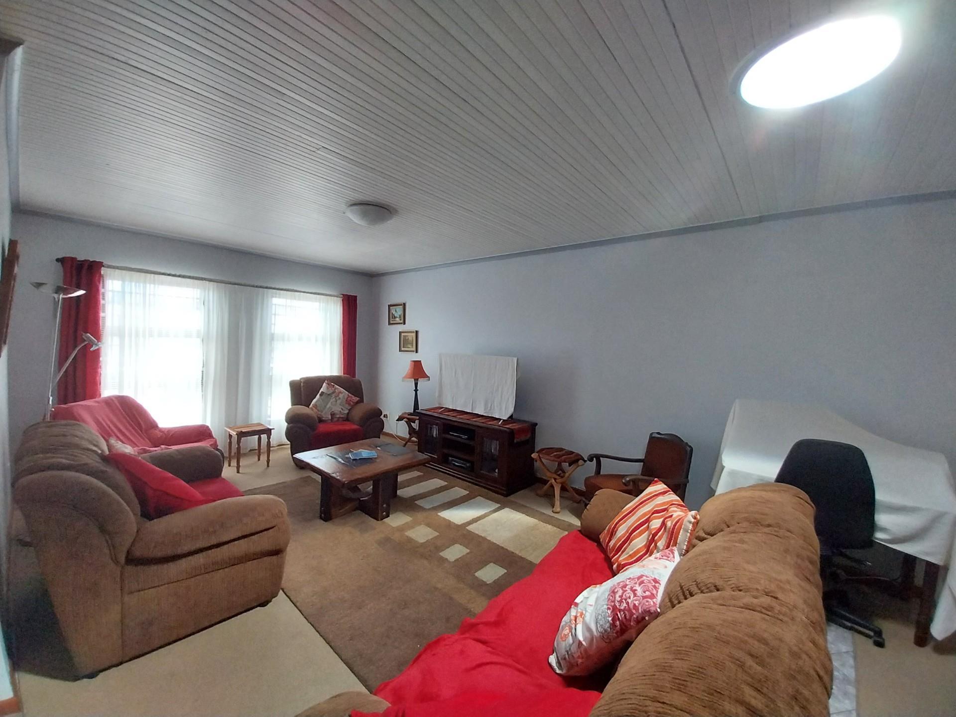 Image 3 of 6