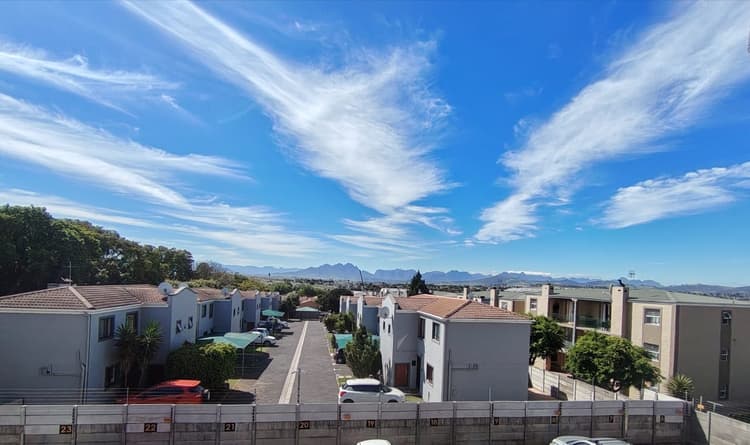 Main property image