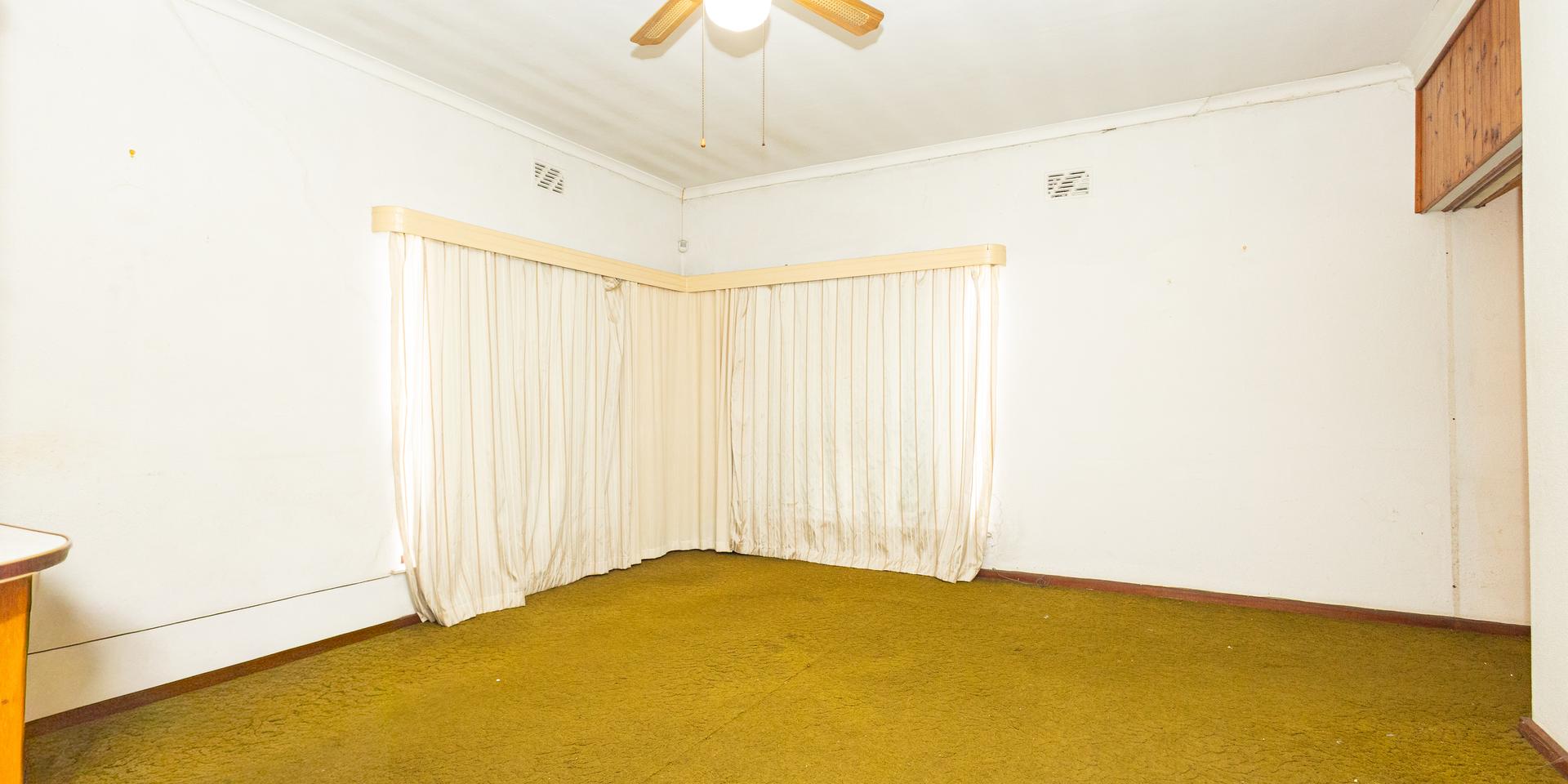 Image 5 of 6