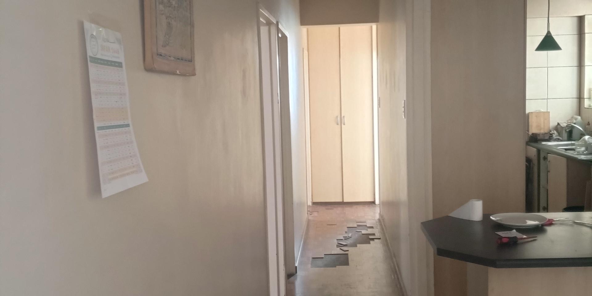 Image 3 of 6