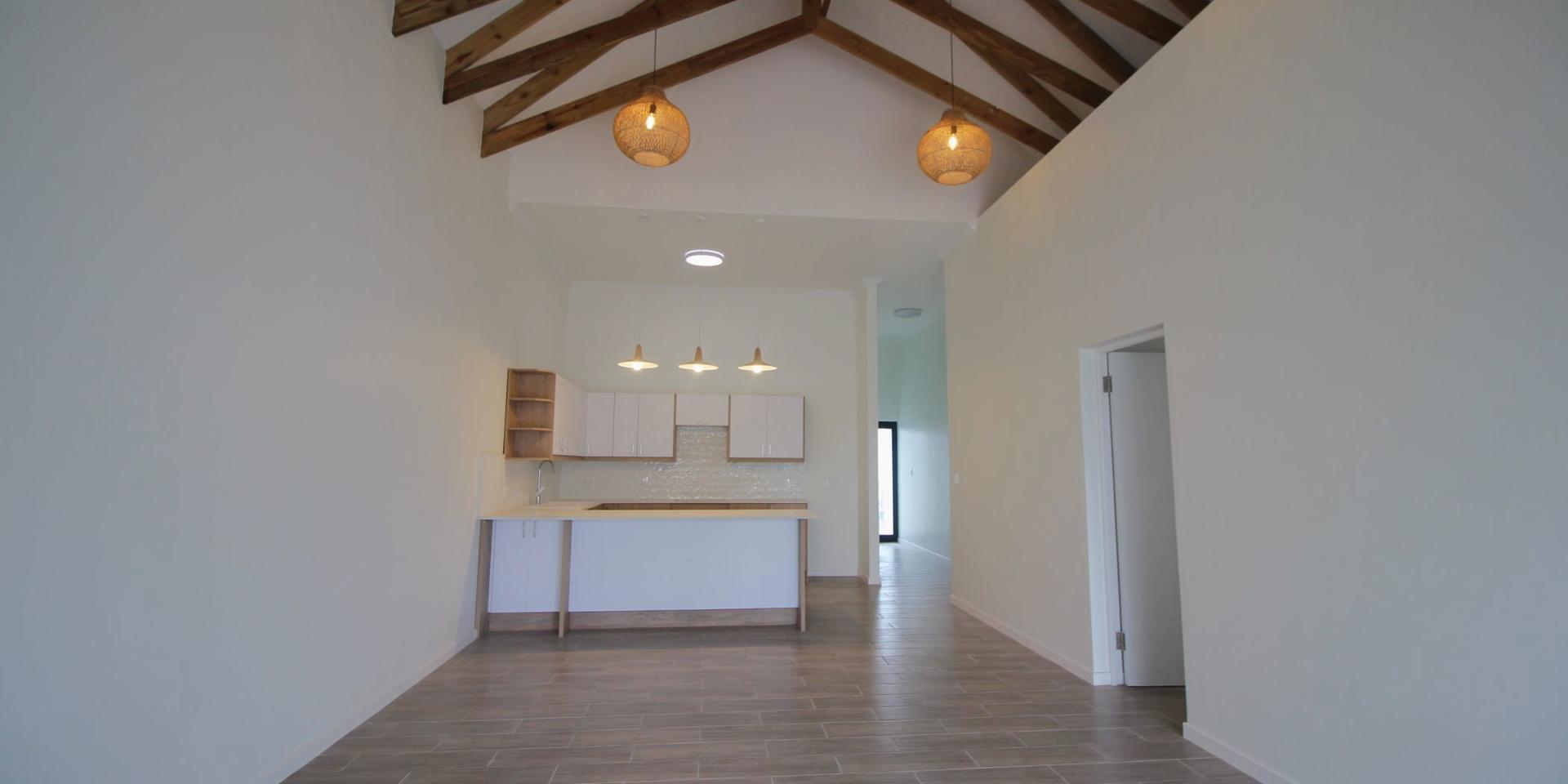 Image 5 of 6