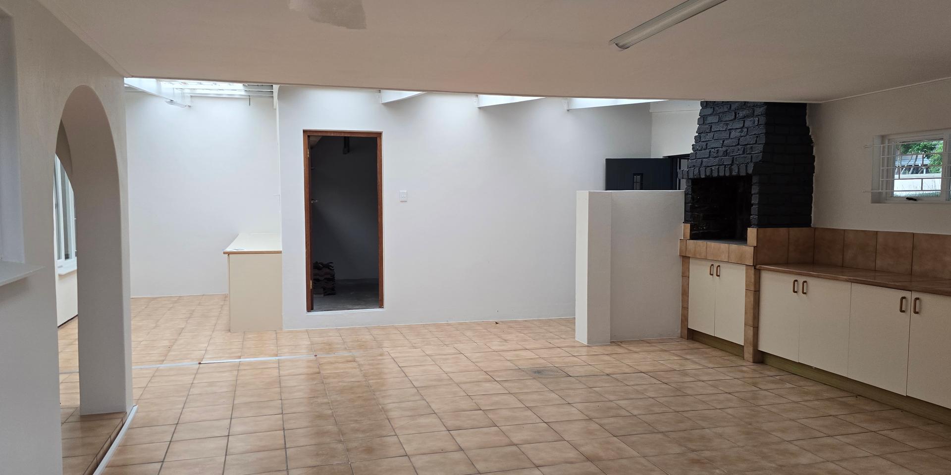 Image 5 of 6