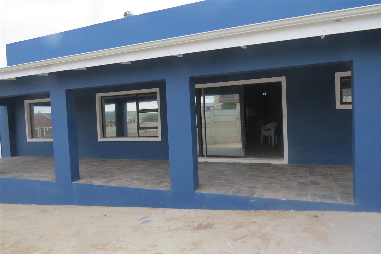 Image 4 of 6