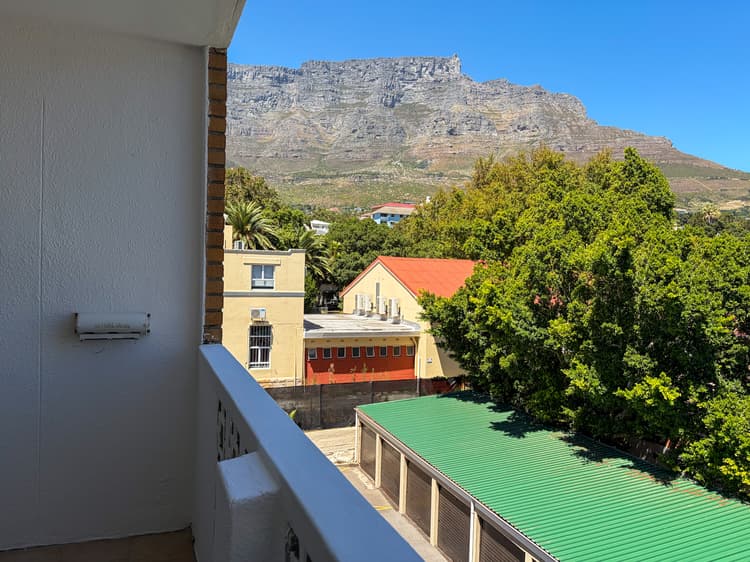 Main property image