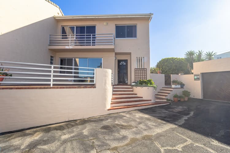 Main property image