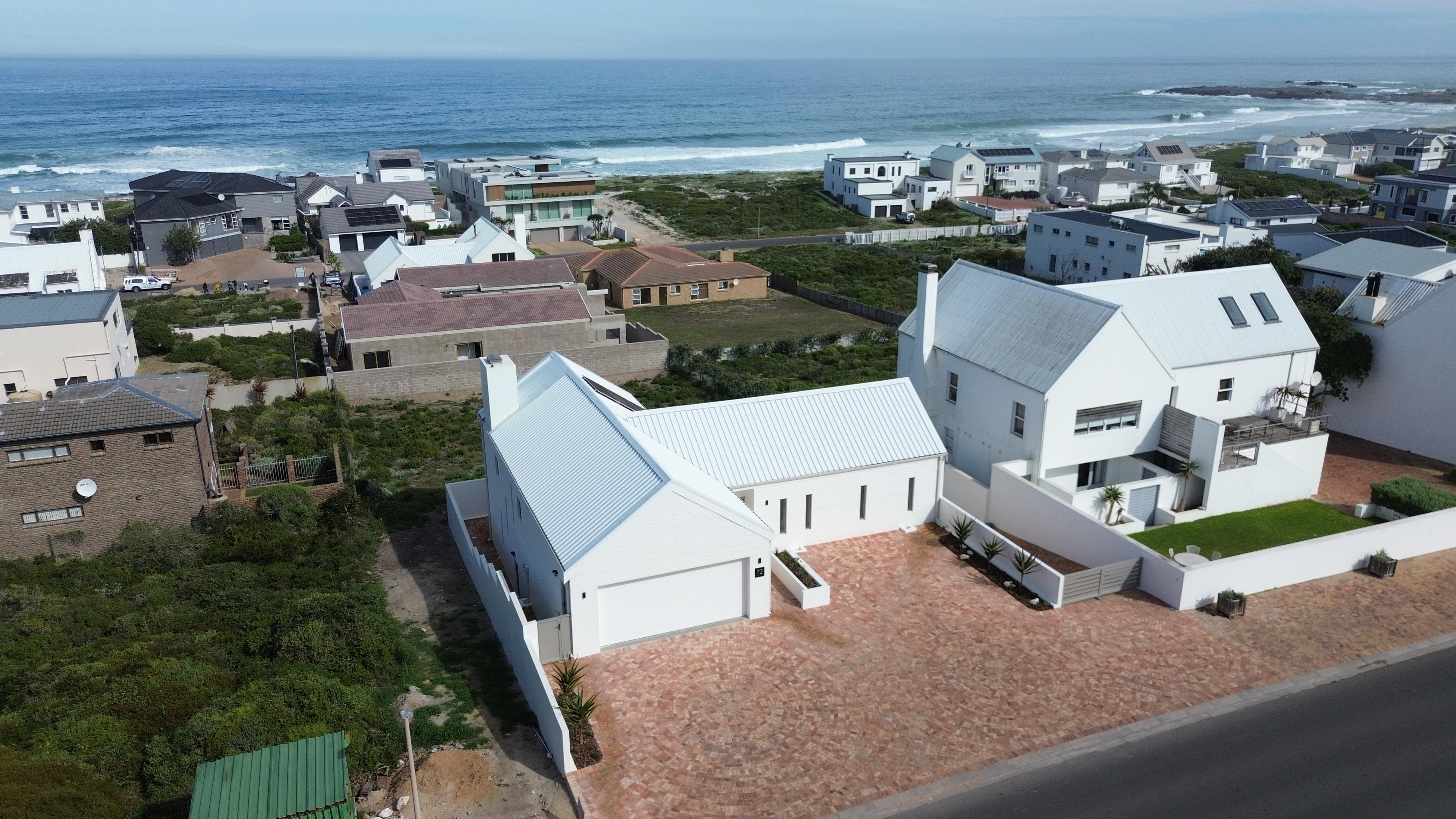 Image 2 of 6