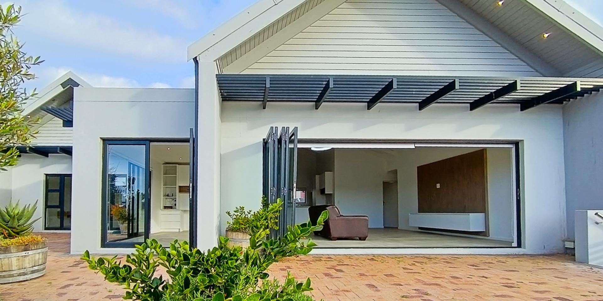 Image 3 of 6