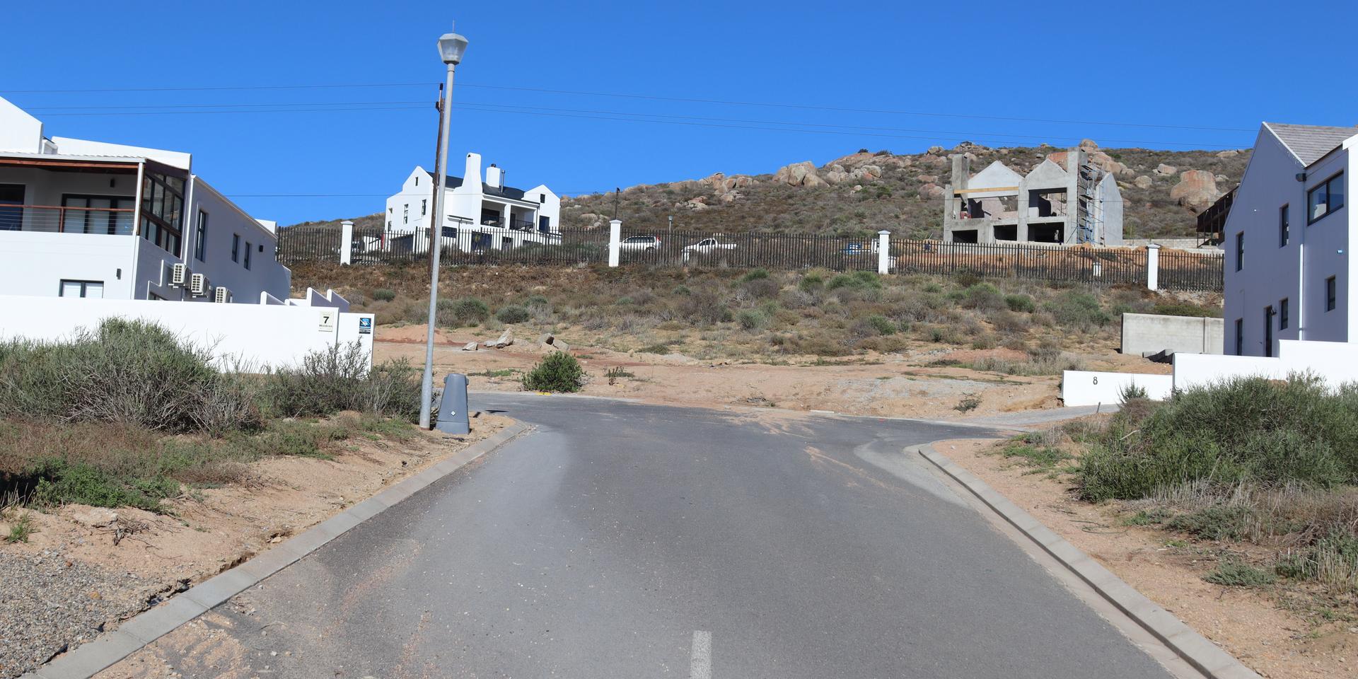 Image 4 of 6