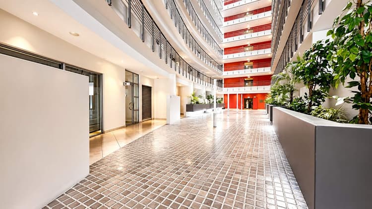 Main property image