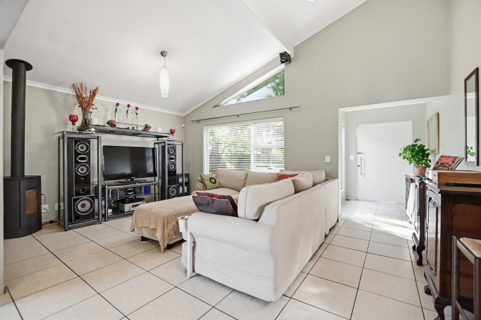 Image 5 of 6