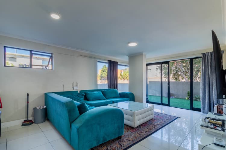 Main property image
