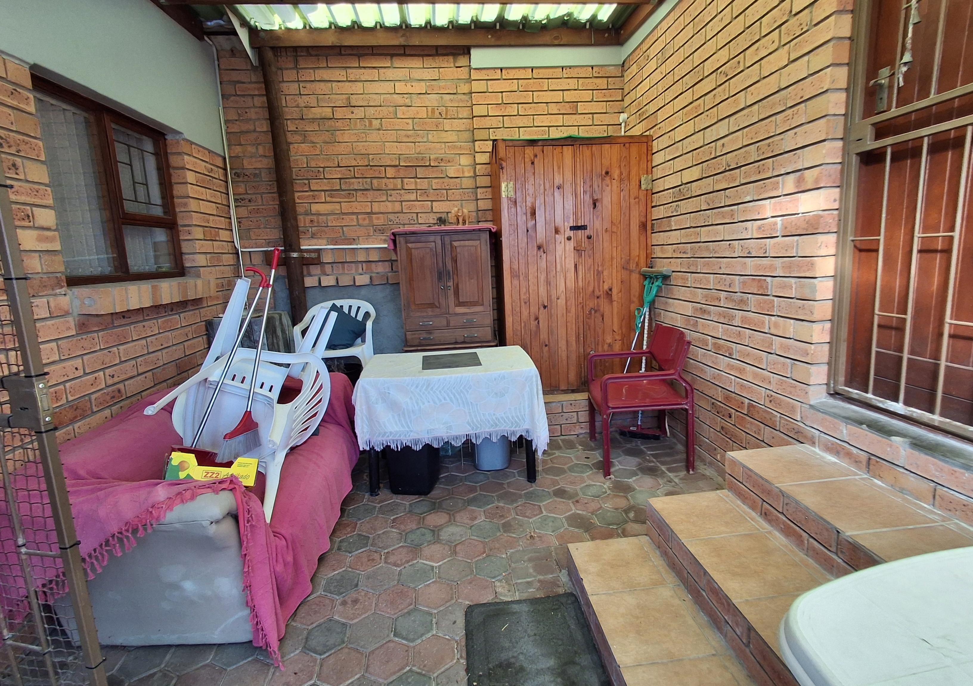 Image 12