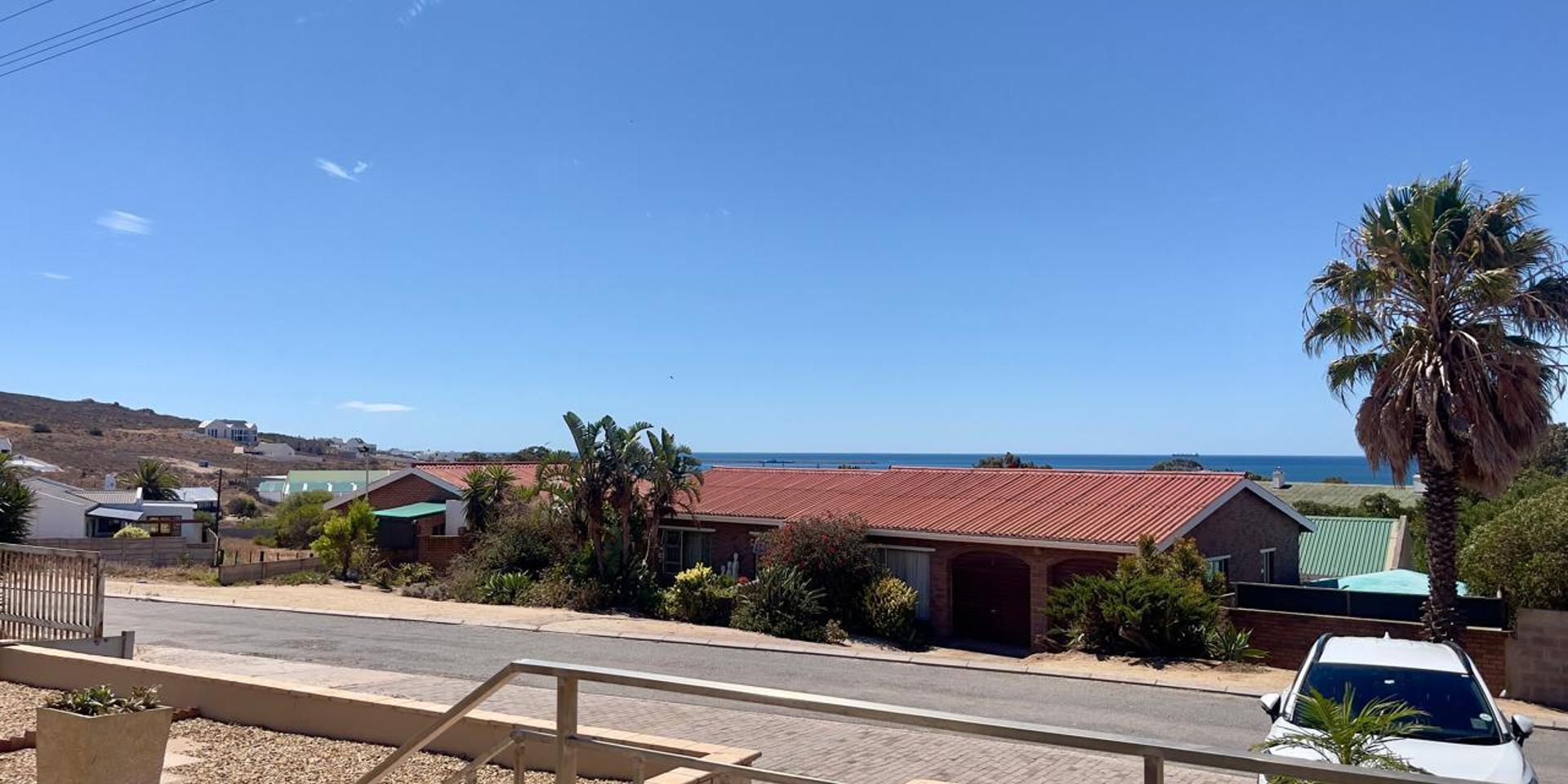 Image 3 of 6