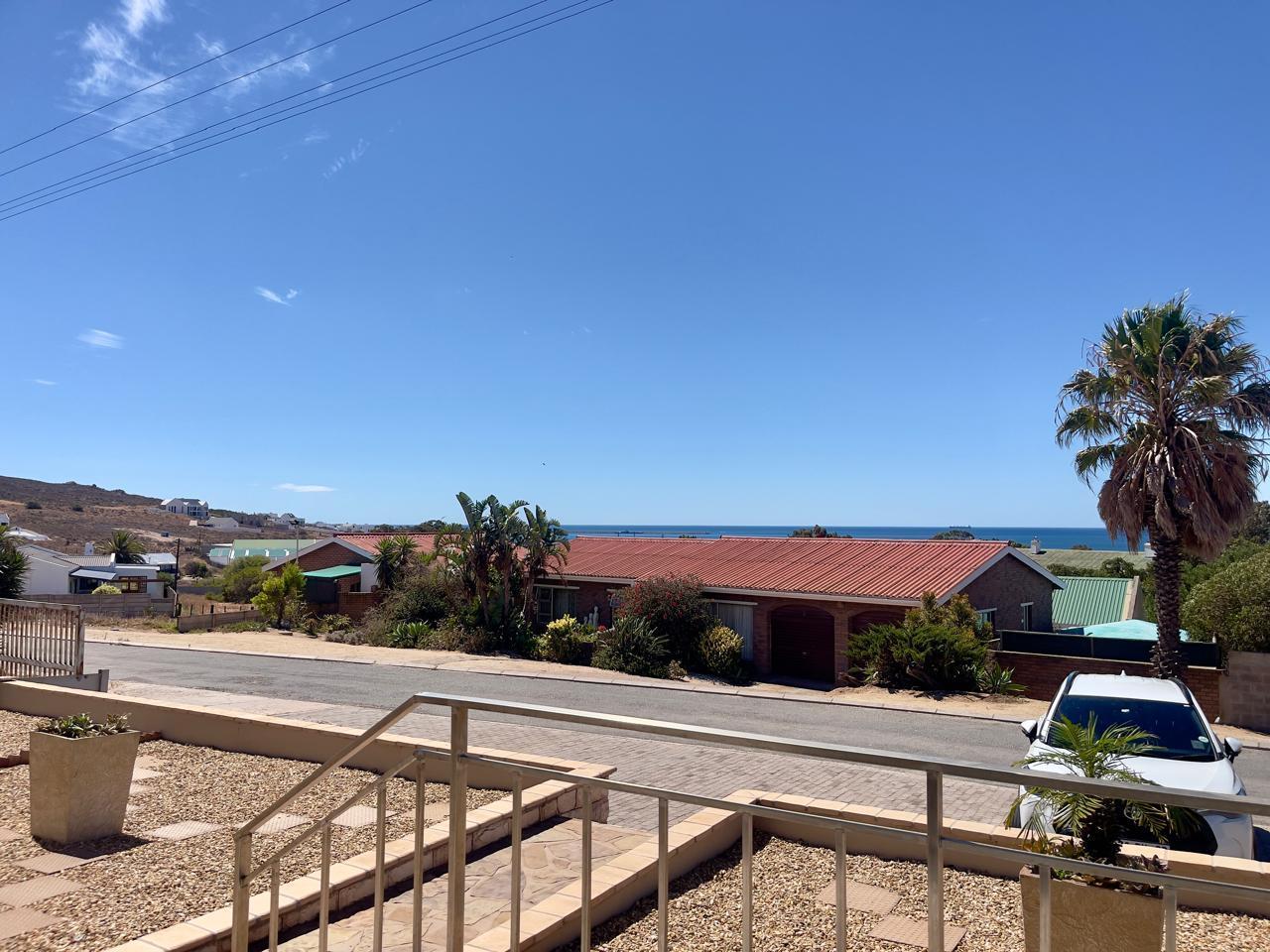 Image 3 of 6