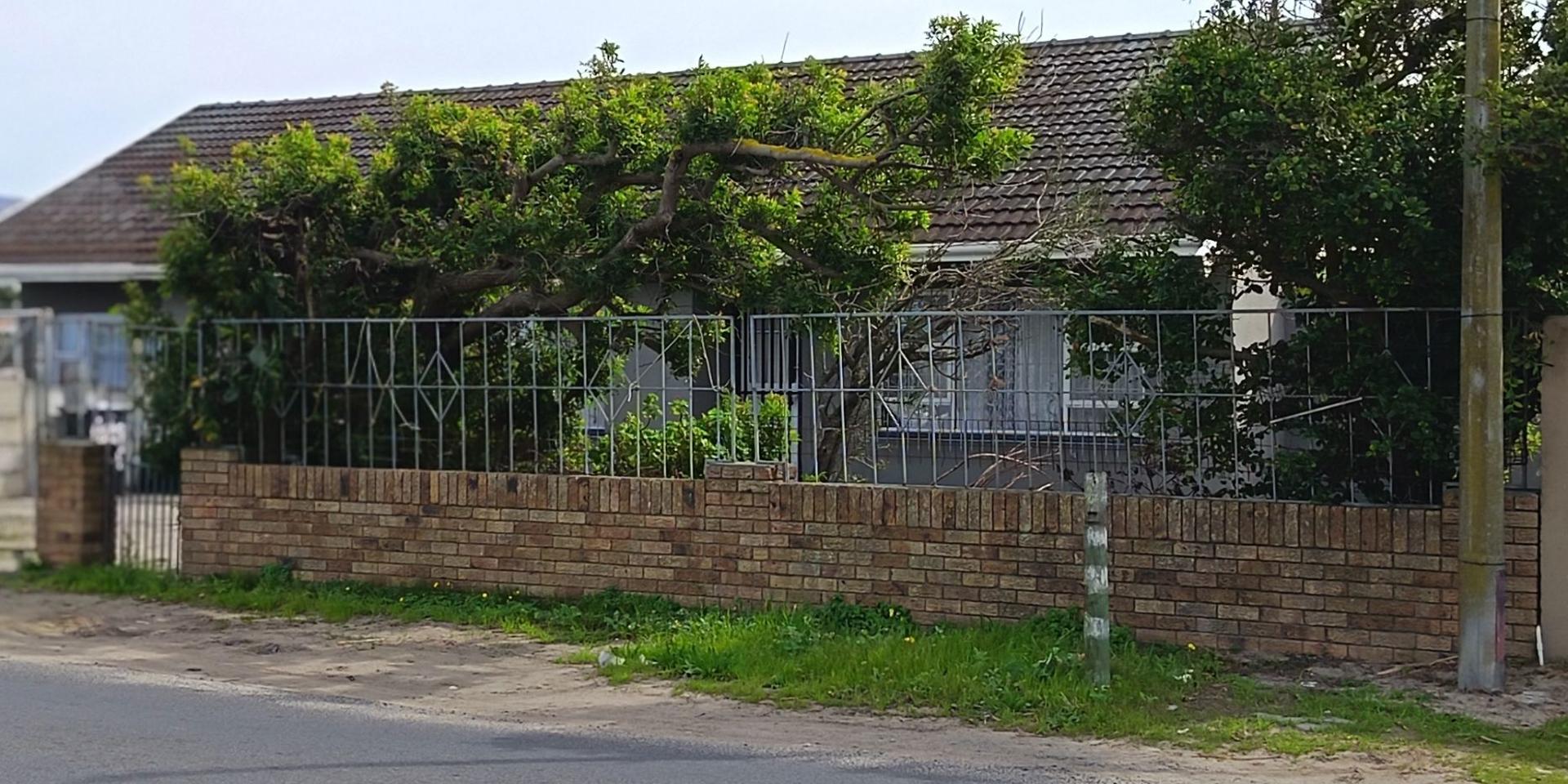 Image 1 of 6