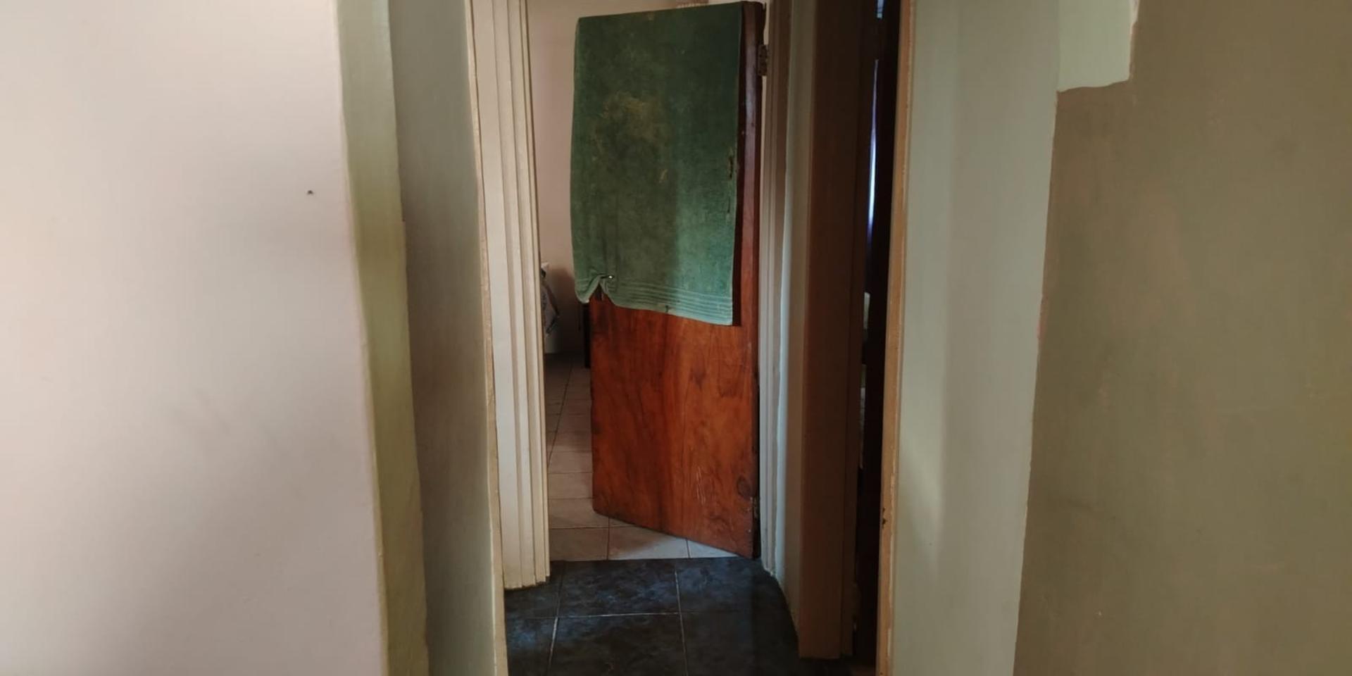 Image 5 of 6