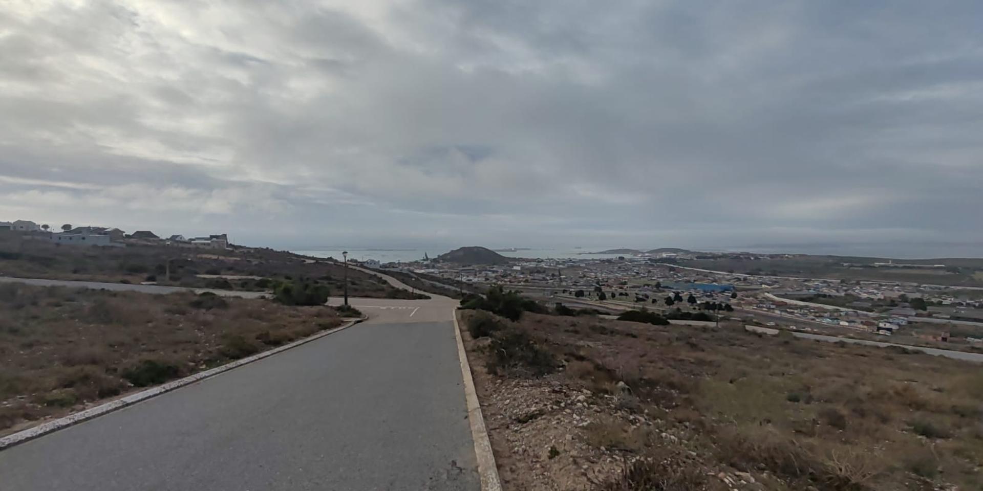 Image 4 of 6