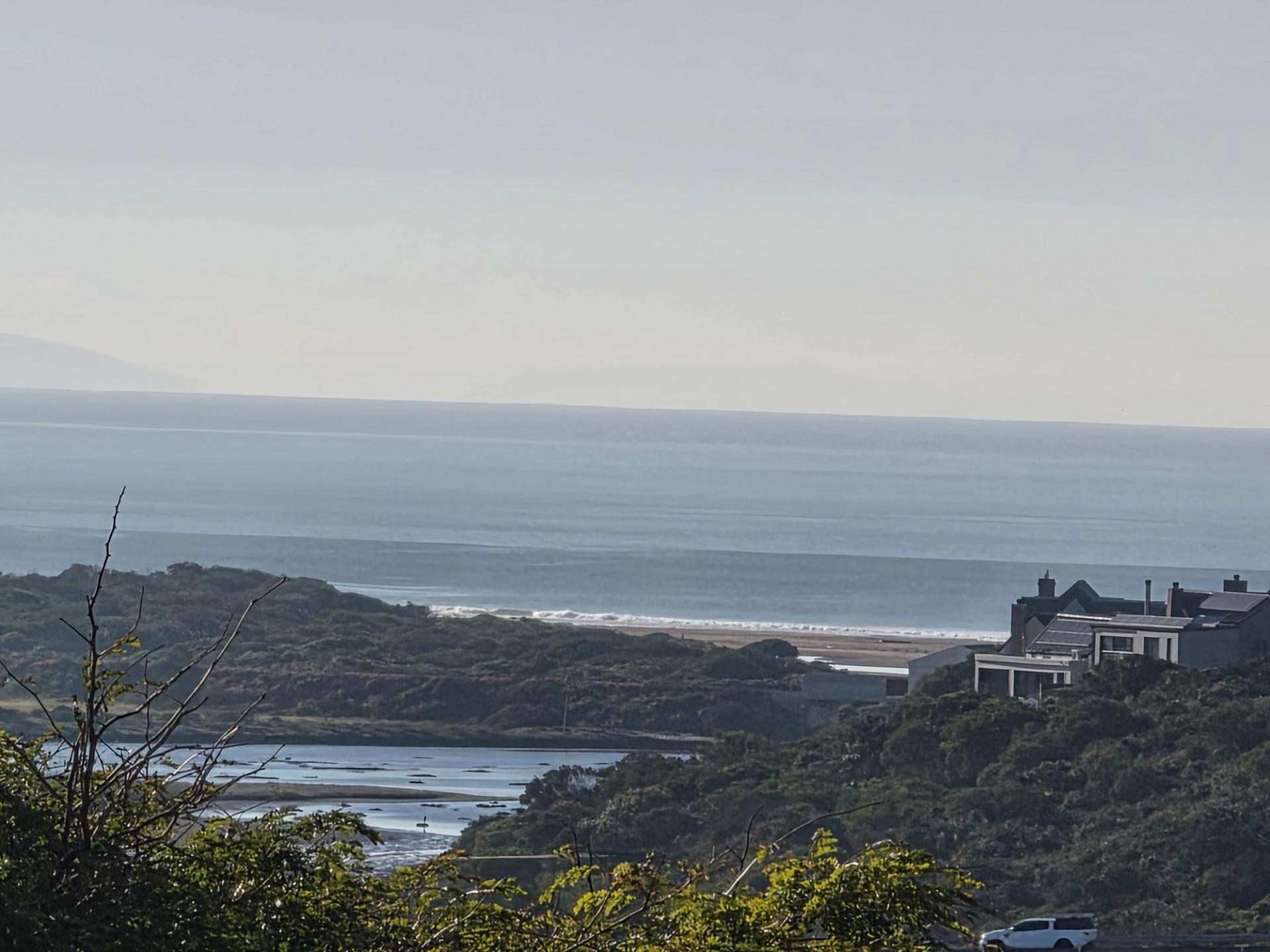 Image 2 of 6