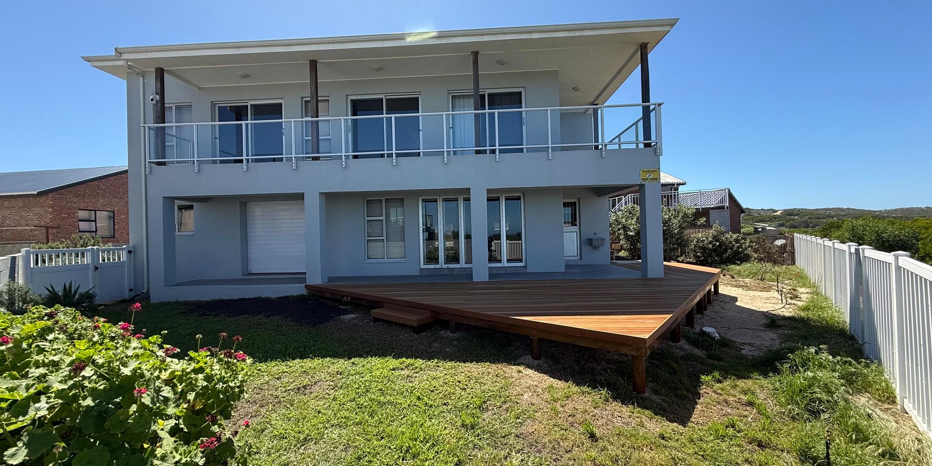Image 4 of 6
