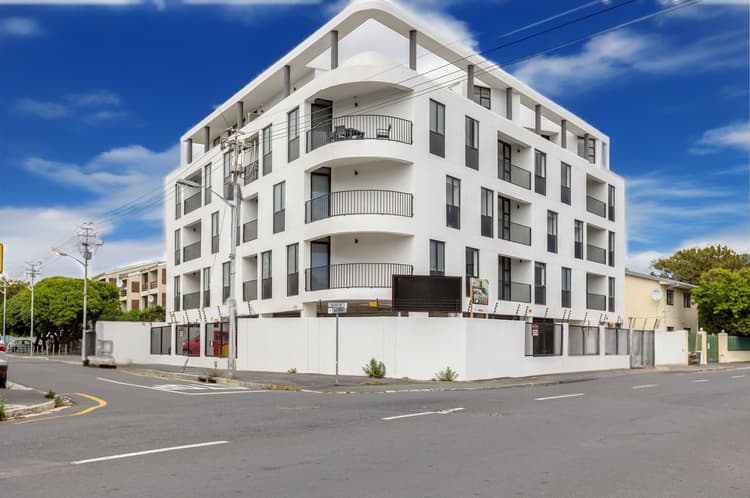 Main property image