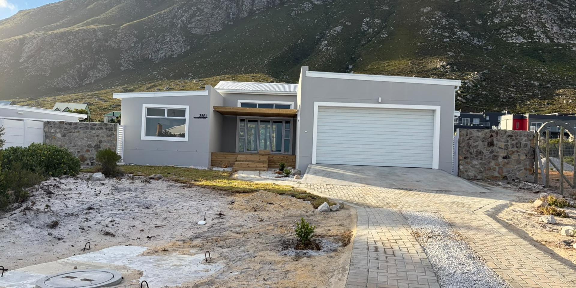 Image 2 of 6