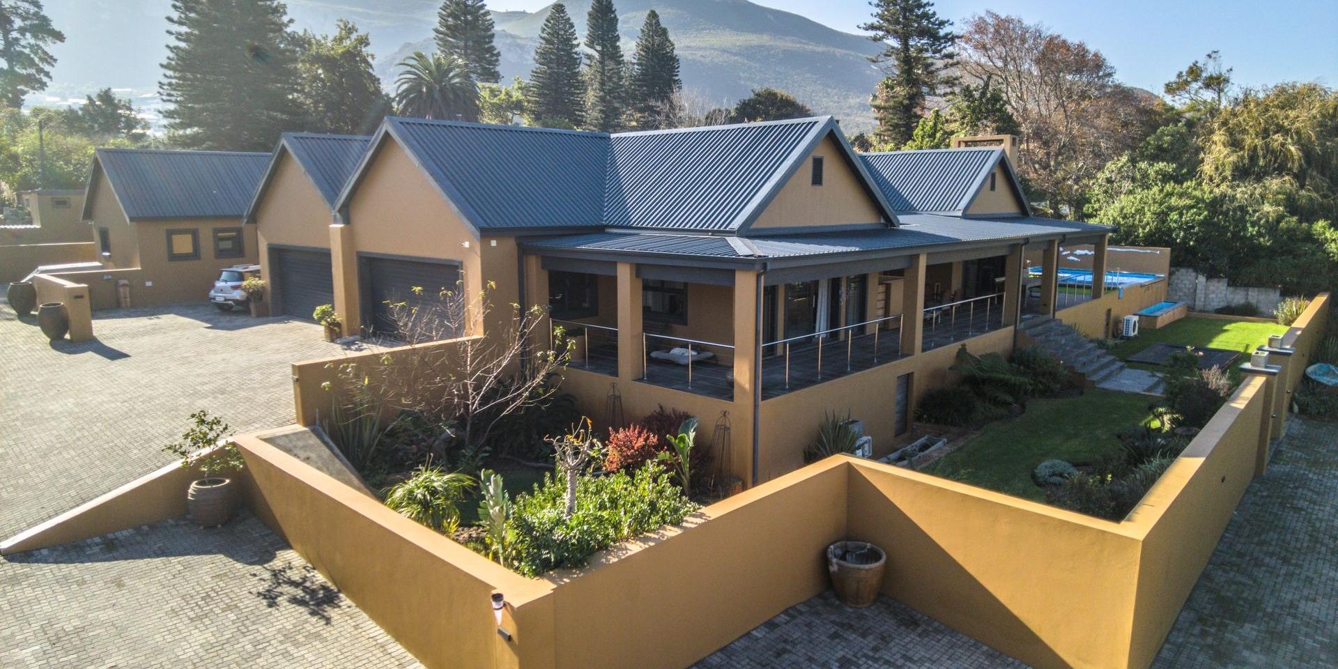 Image 4 of 6