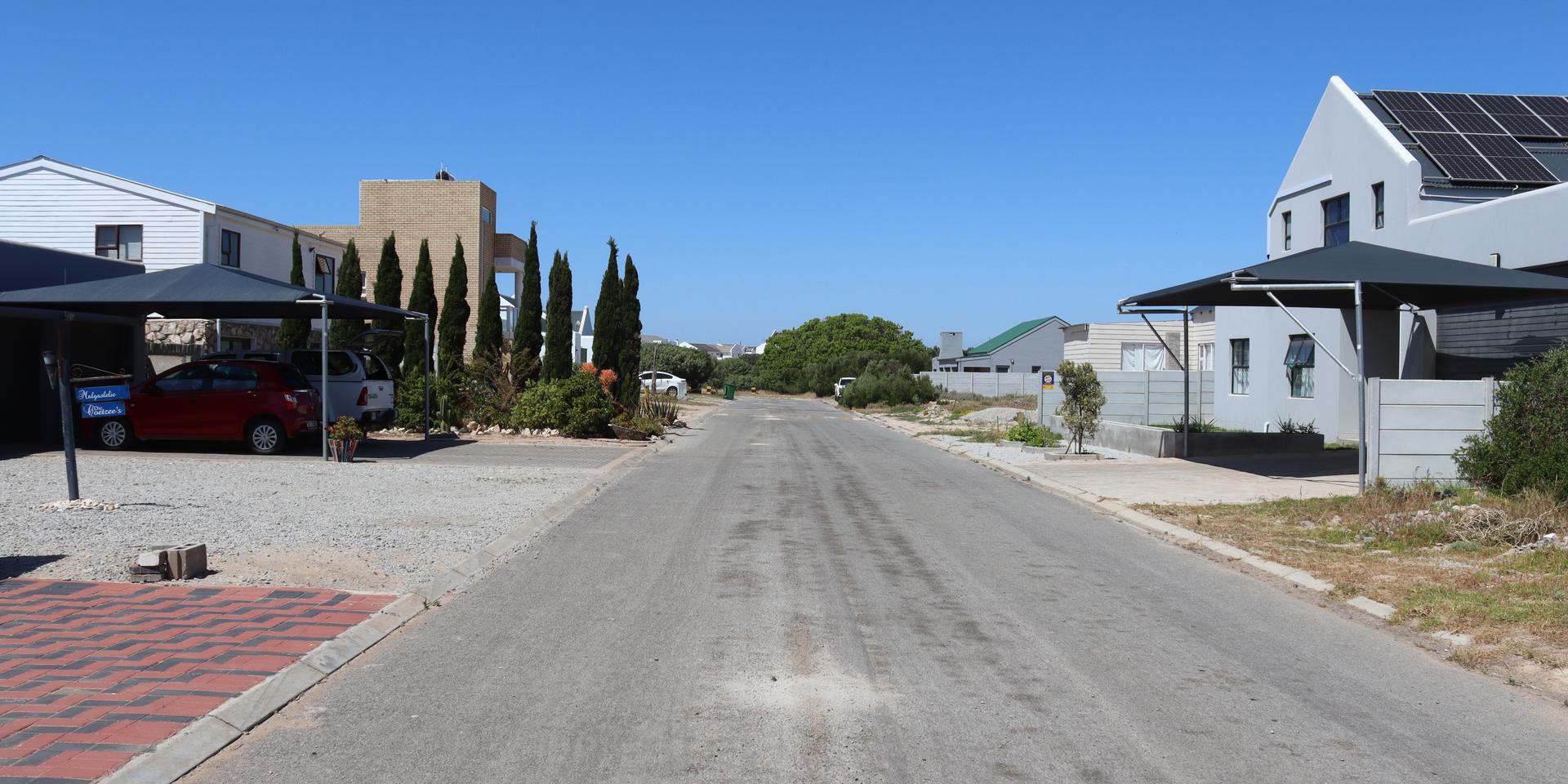 Image 4 of 6