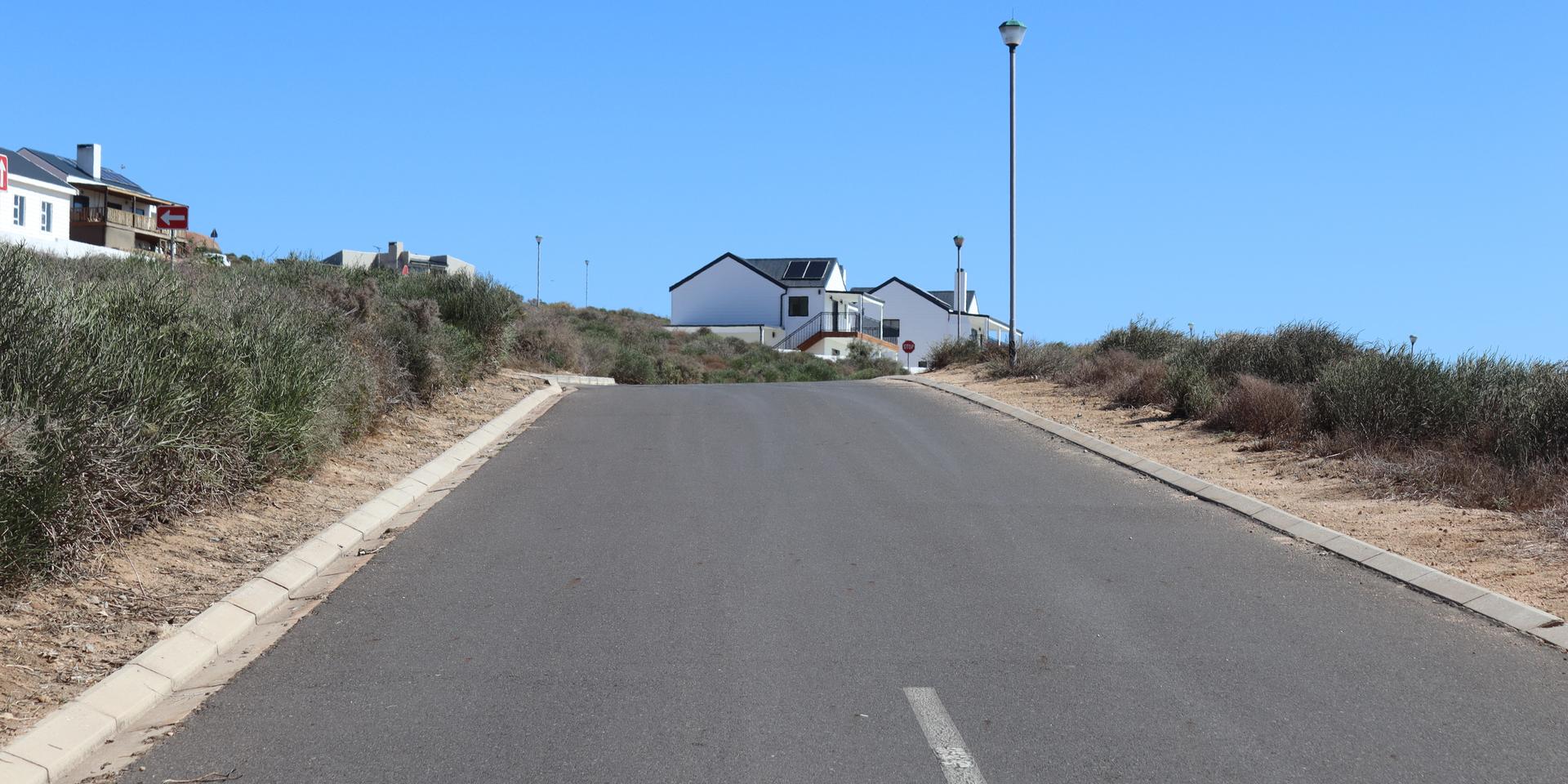 Image 4 of 6