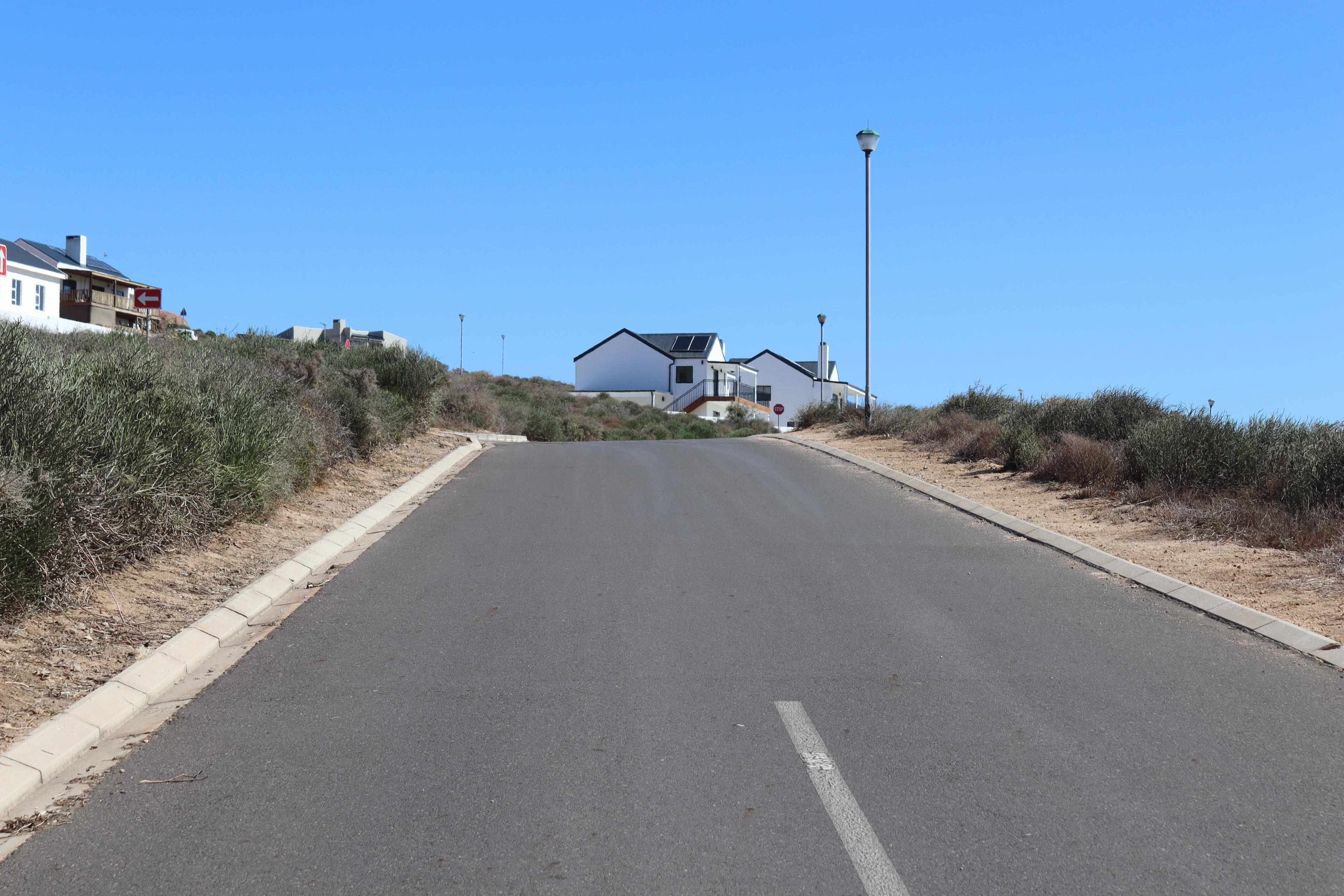 Image 4 of 6