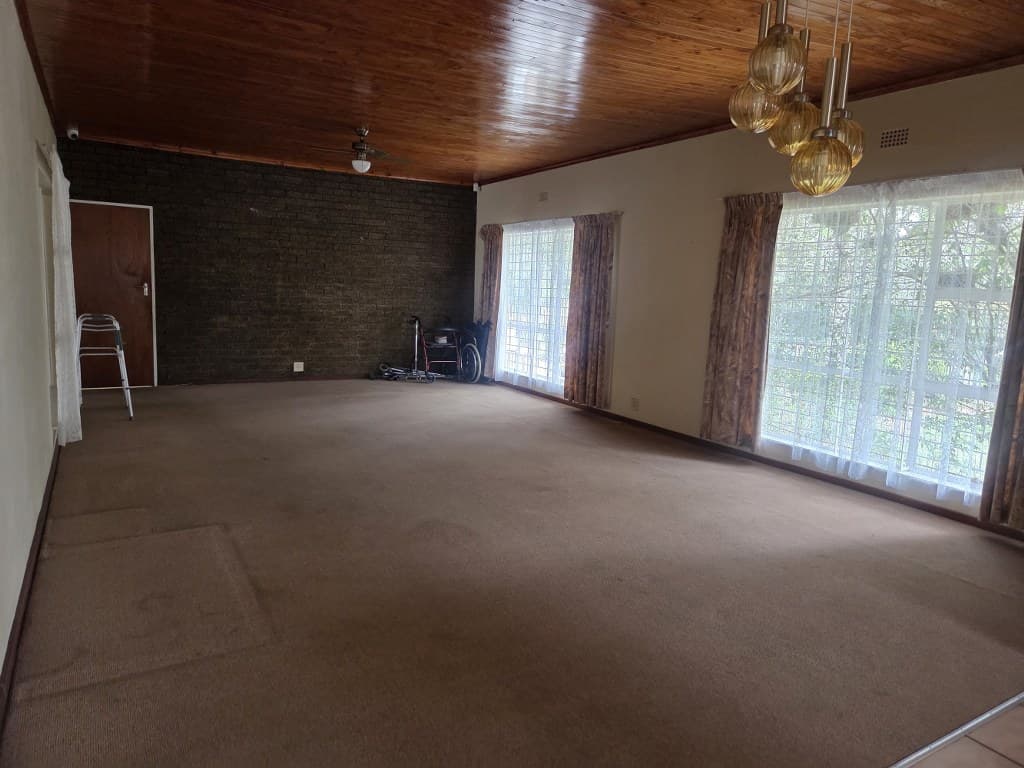 Image 5 of 6